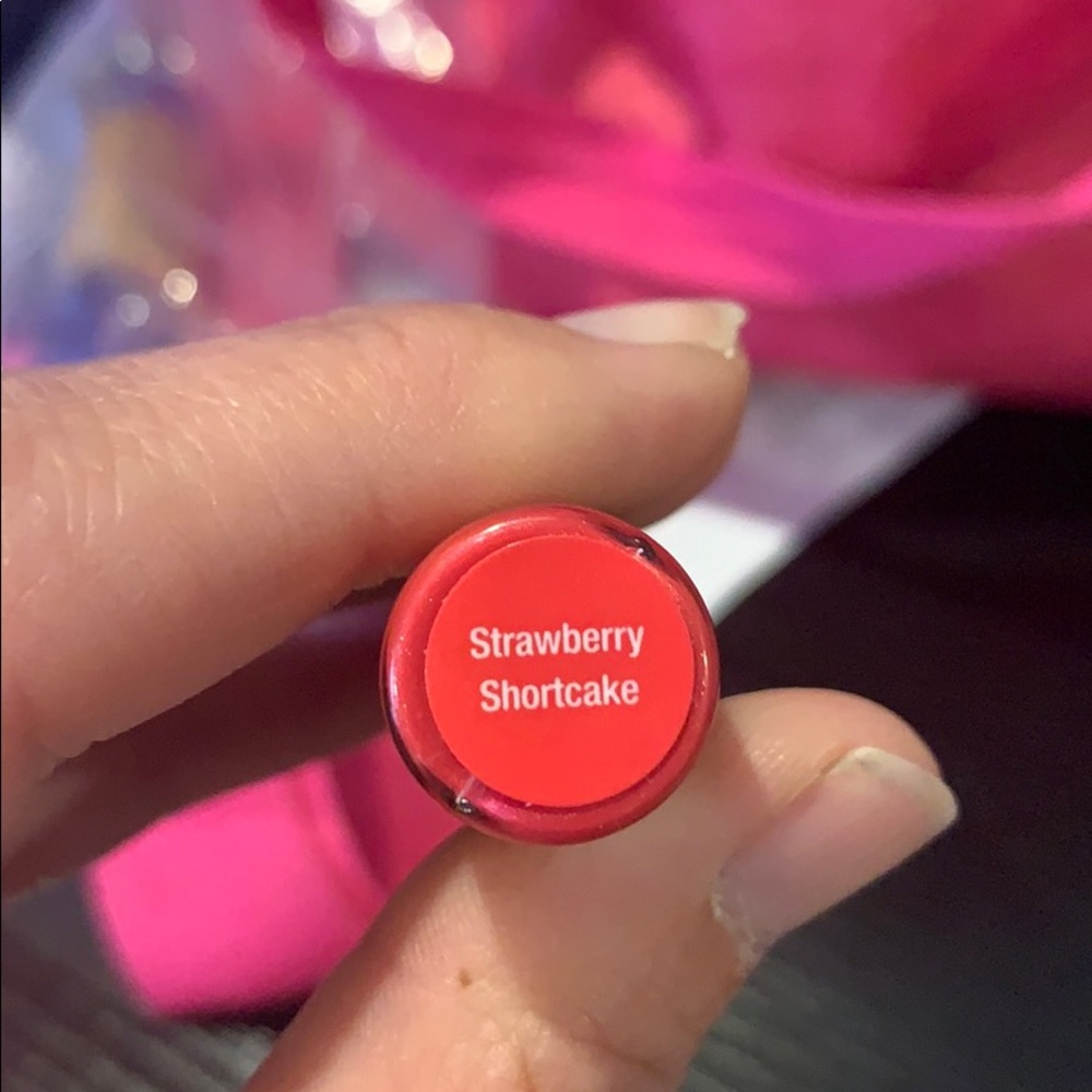 Lipsense - Picture 2 of 2